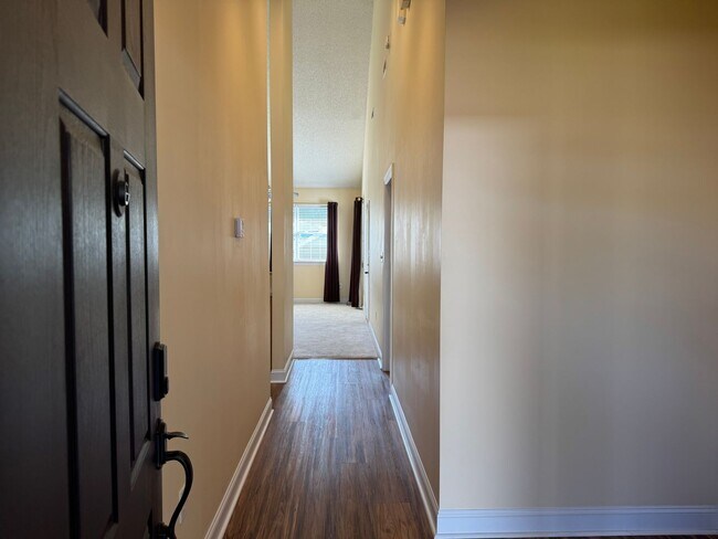 Foto del edificio - One Bedroom Condo in The Terraces of Denver!