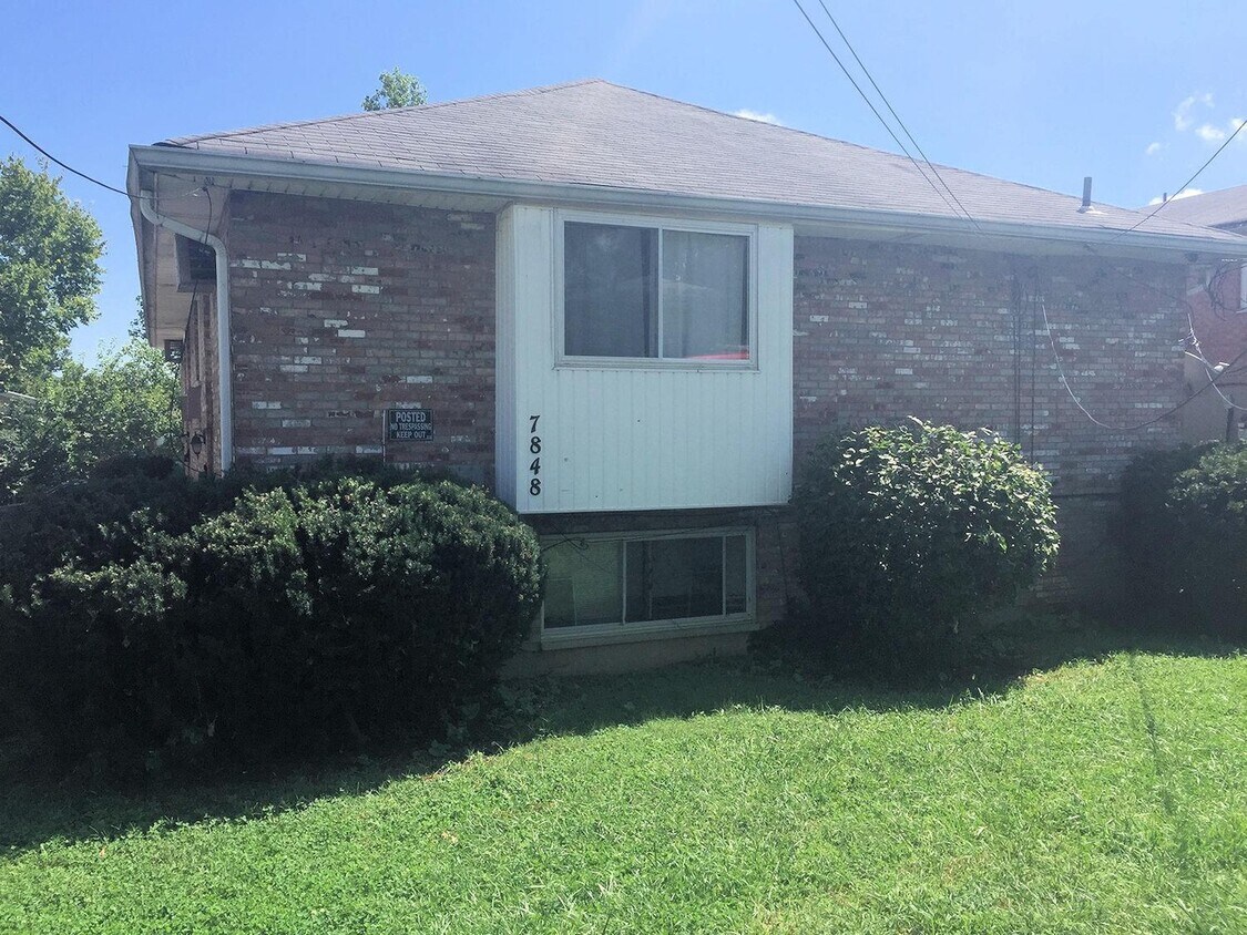Primary Photo - 7848 Glen Orchard Dr