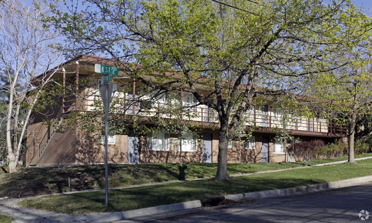 Building Photo - 255 K St