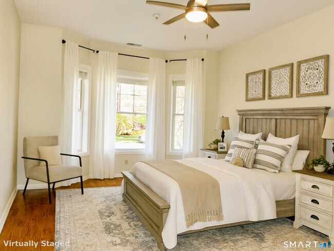 Foto del edificio - 105 Richards Ave