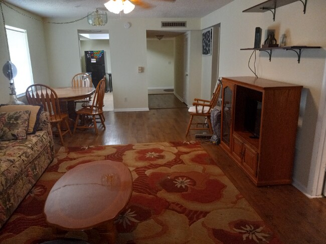 Foto del edificio - 1166 6th Ave