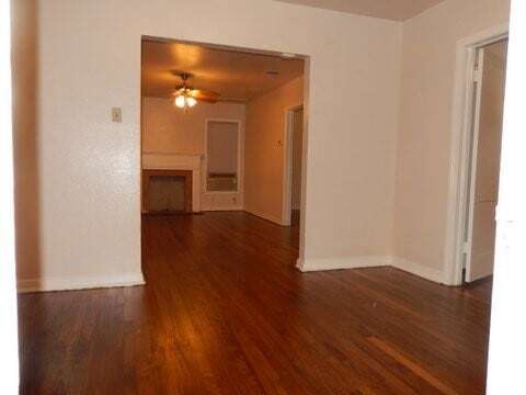 Building Photo - 8910 Santa Clara Dr