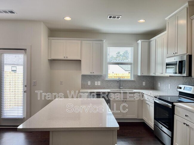 Foto del edificio - 123 Auburn Run Ln