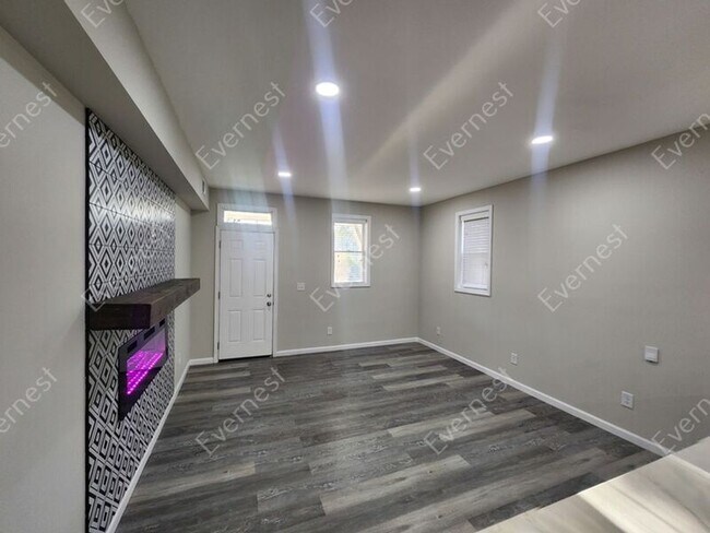 Foto del edificio - 1000 Hill St SE