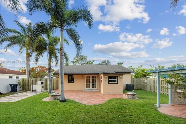 Foto del edificio - 12580 SW 248th Terrace