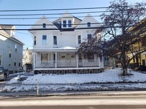 Building Photo - 68 S Union St