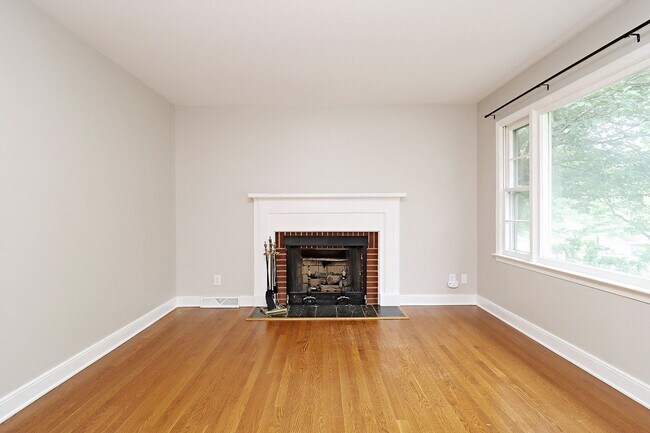 Foto del edificio - Pet-Friendly Locust Grove Home Near Public...