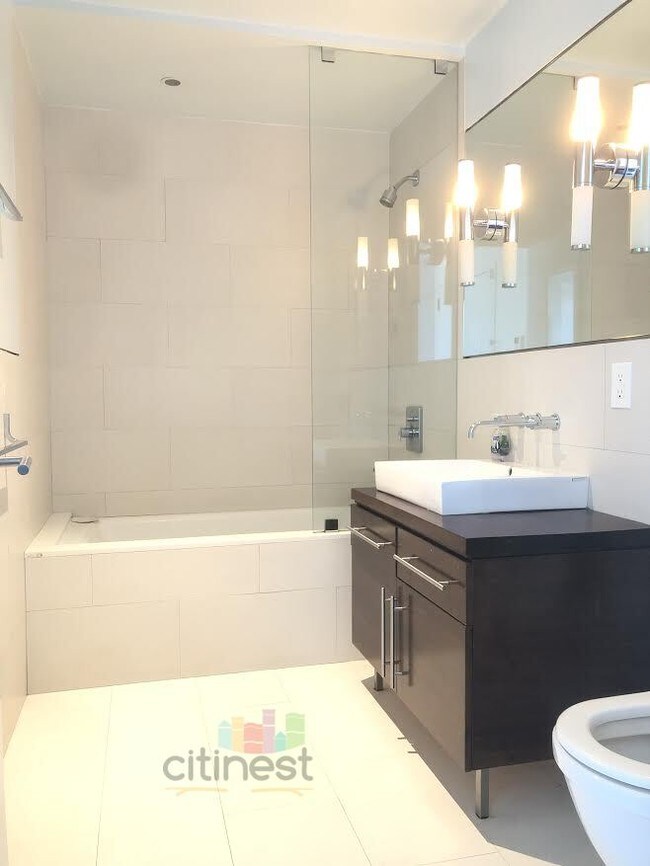 Foto del edificio - 185 13th St