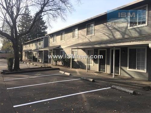Building Photo - 1147 N Cedar St