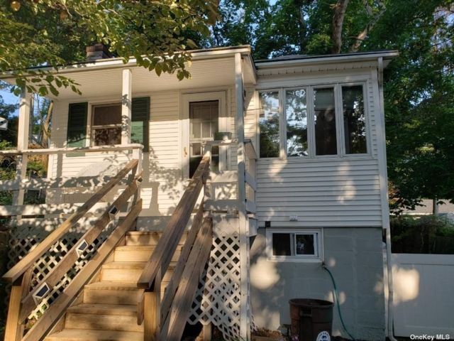 Primary Photo - 7 Waterville Dr