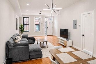 Building Photo - 465 E 143rd St