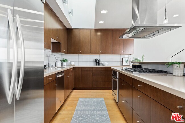 Foto del edificio - 2307 Oakwood Ave