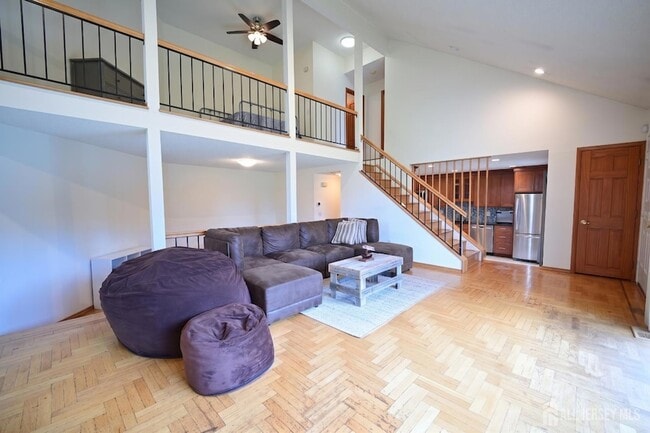 Building Photo - 260 Westgate Dr