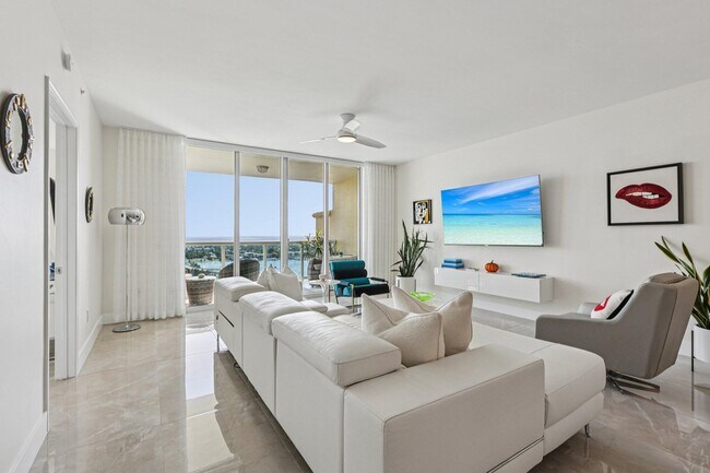 Foto del edificio - 2640 Lake Shore Dr