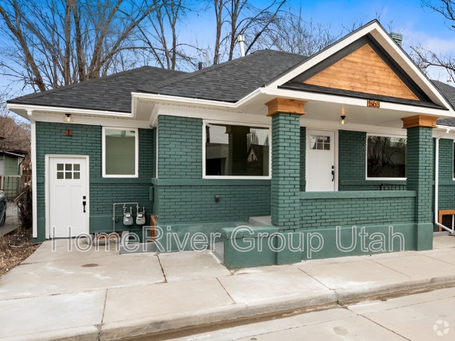 Building Photo - 563 Denver St