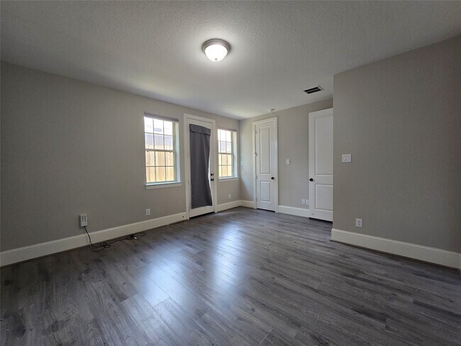 Foto del edificio - 11918 Stirling Row Ln