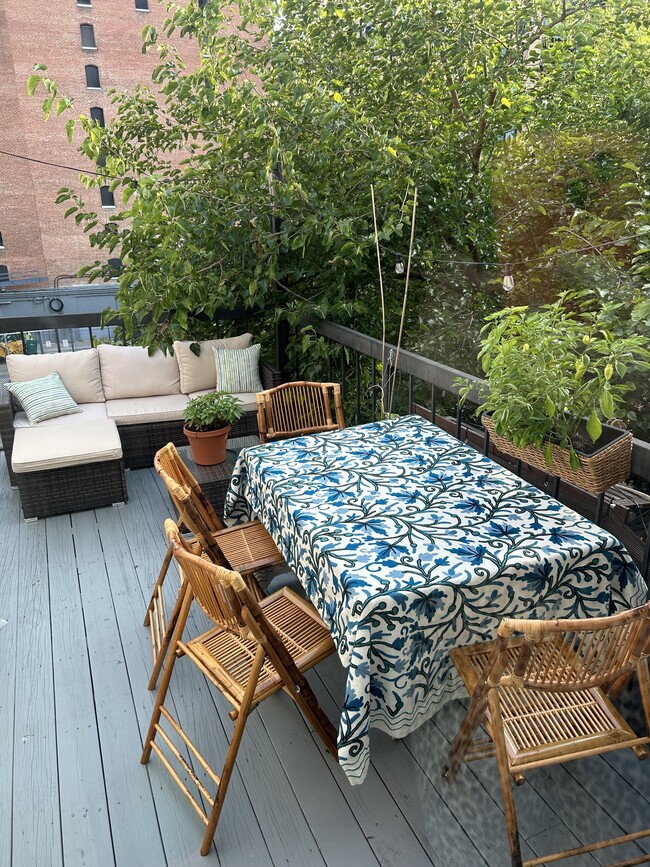 Photo - 1421 T St NW Apartment