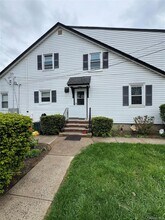 Building Photo - 630 Tulip Ave