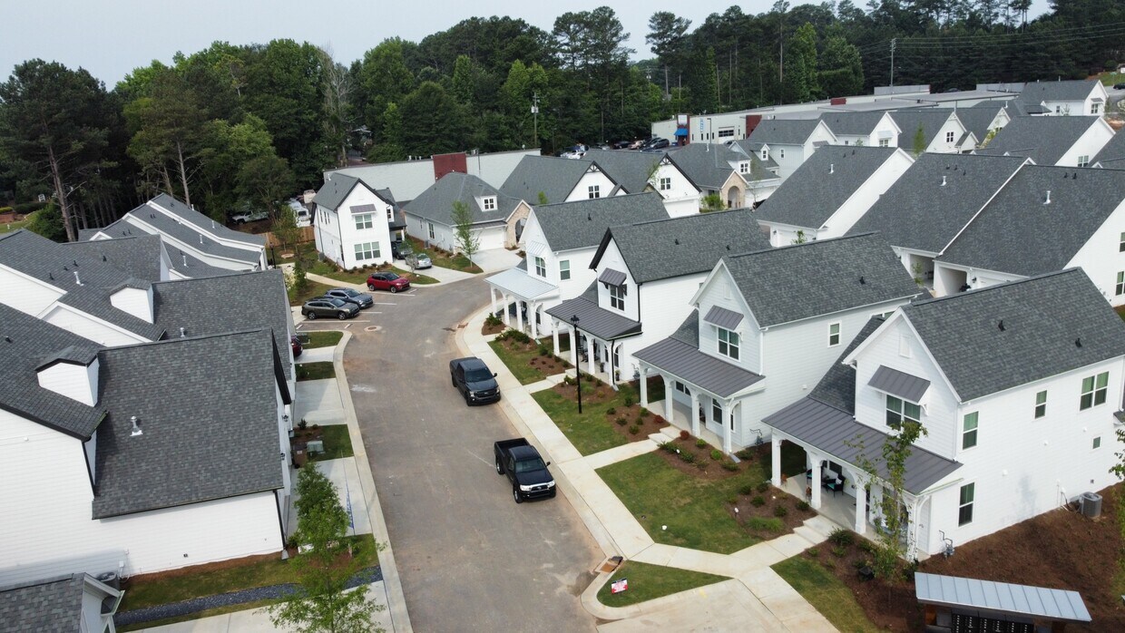 Hayloft Cottages Suwanee Houses for Rent Suwanee, GA