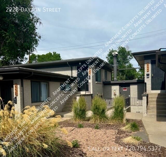 Foto del edificio - 2228 Dayton St