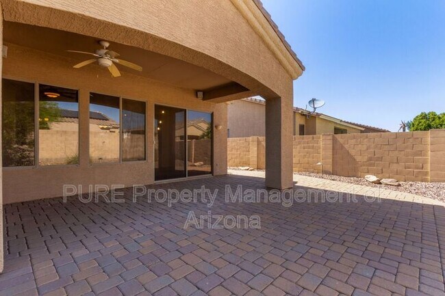 Foto del edificio - 737 S Sycamore Pl