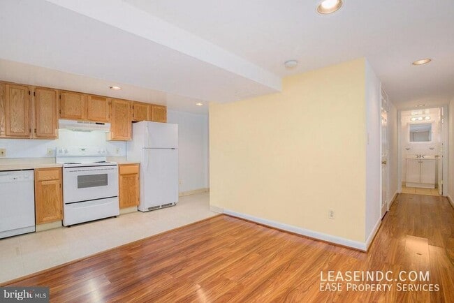 Foto del edificio - 29 T St NW