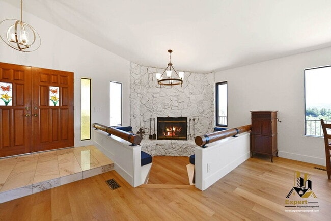 Foto del edificio - 9500 Powerhouse Rd