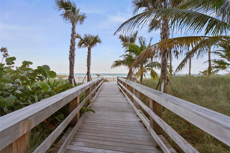 Primary Photo - 730 N Ocean Blvd