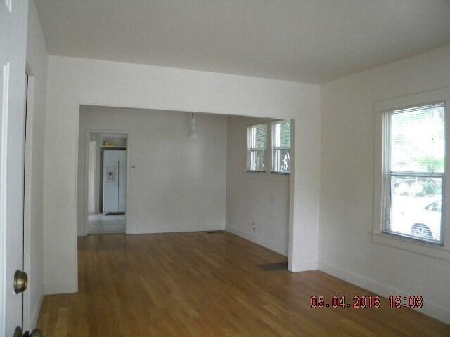 Building Photo - SHOWING SATURDAY, 7/19 @ 10AM