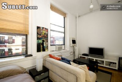 Primary Photo - 240 Grand St