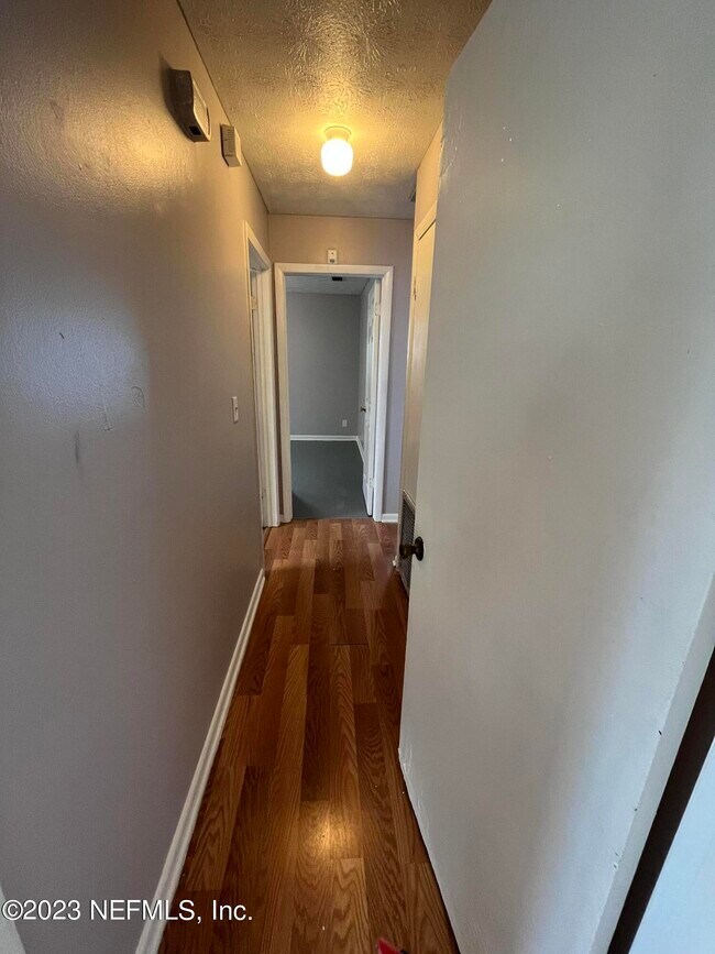 Foto del edificio - 1225 E 31st St