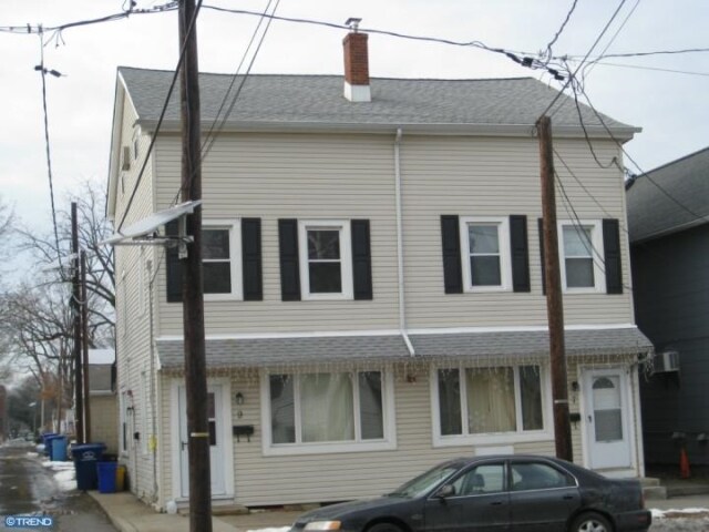 Primary Photo - 9 Broad St