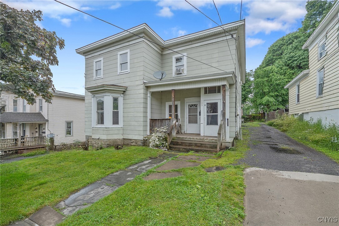 Primary Photo - 103 E 7th St