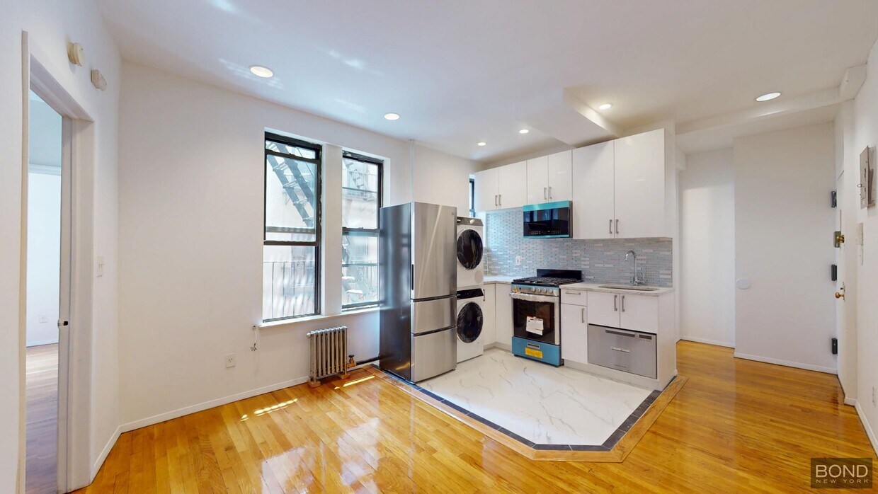 Foto principal - 237 E 5th St