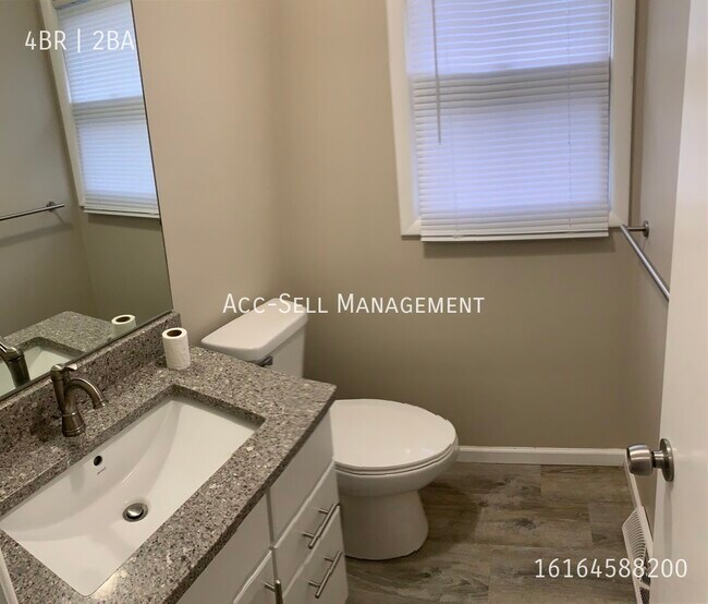 Building Photo - 53 Luray Ave NW