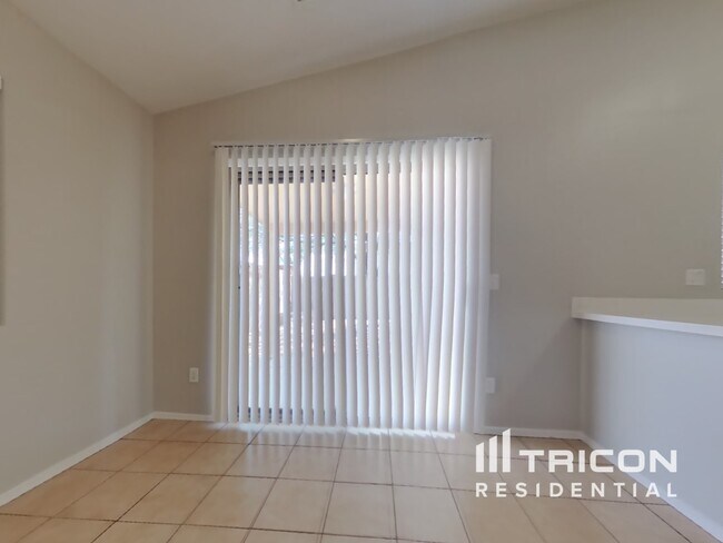 Foto del edificio - 10741 W Del Rio Ln