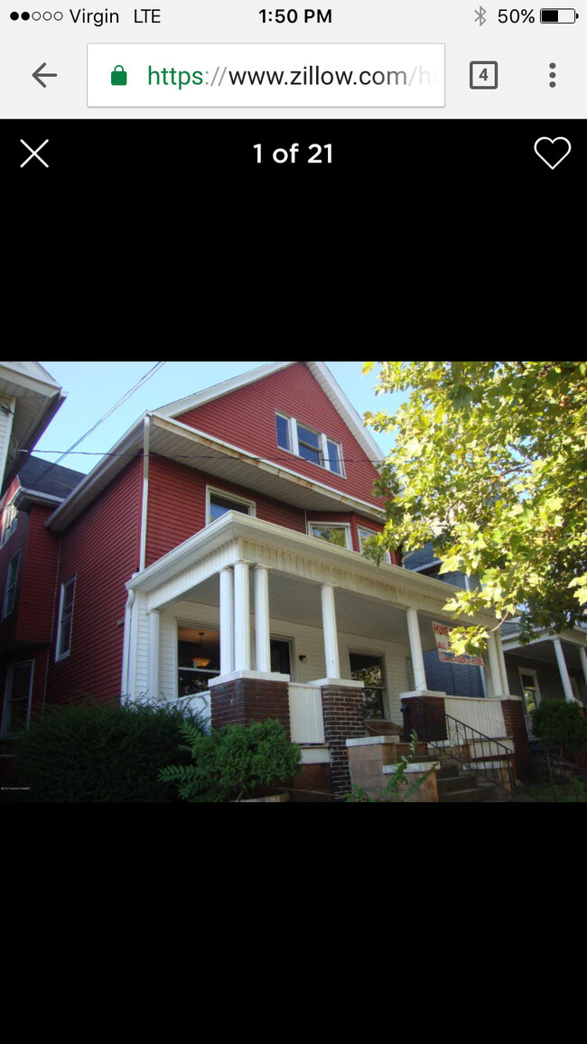 STUDENT HOUSING ONLY! - 370 N Main St