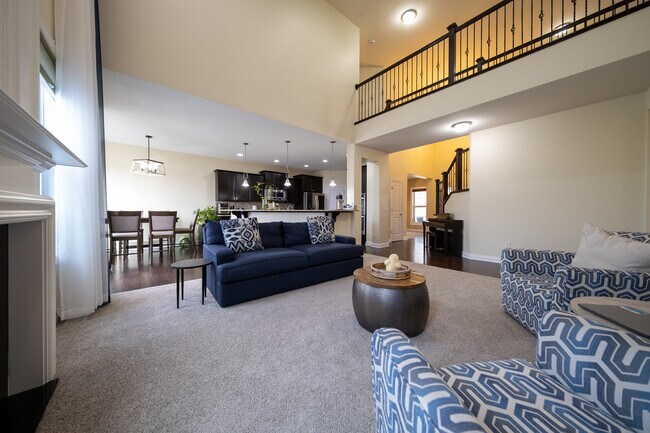 Foto del edificio - 5075 Jewel Ln N