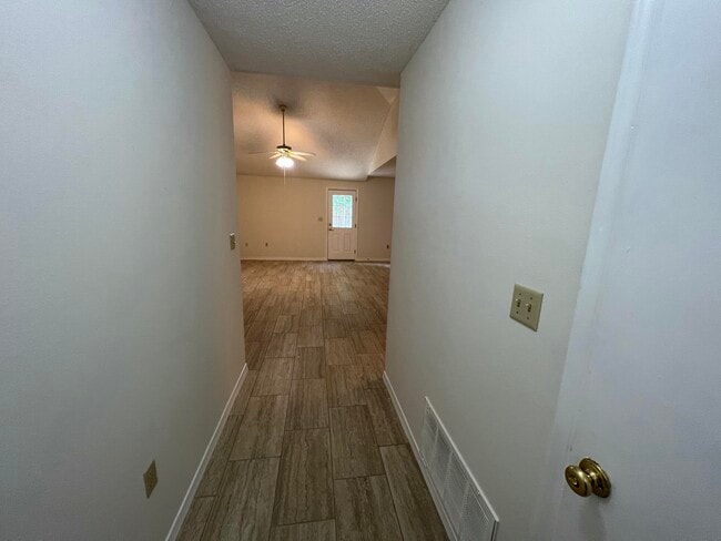 Building Photo - 71 Olde Cypress Cir NW