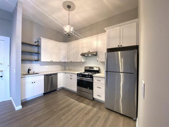 Building Photo - 2 bedroom in San Francisco CA 94110