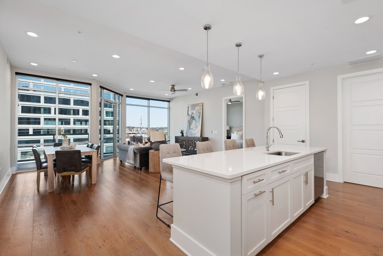 20 Rutledge St Unit 103, Nashville, TN 37210 Condo for Rent in