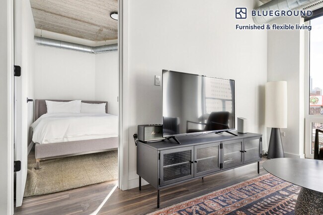 Foto del edificio - 61 W Erie St