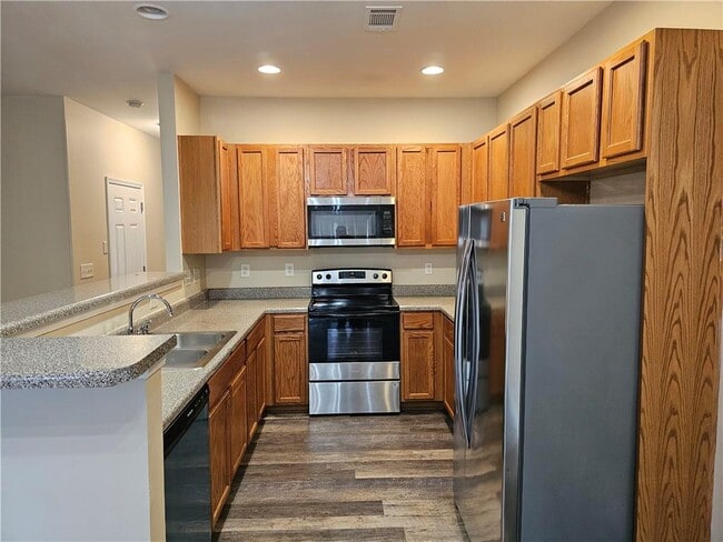 Building Photo - 2160 Spikerush Way