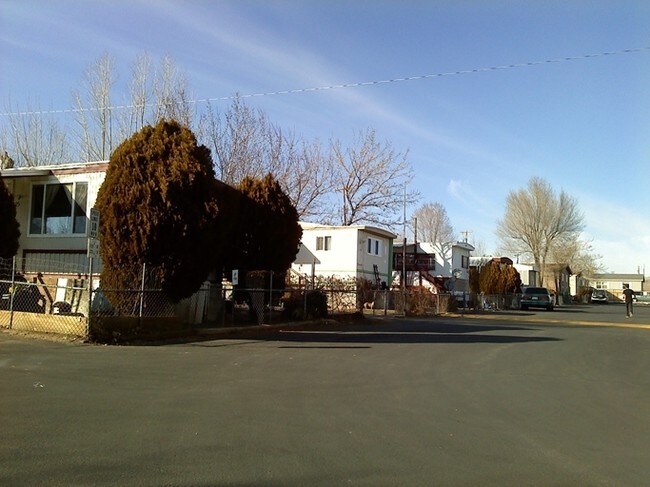 Foto del edificio - Silver Crown Mobile Home Park