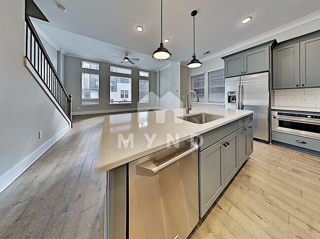 Foto del edificio - 576 Broadview Pl NE