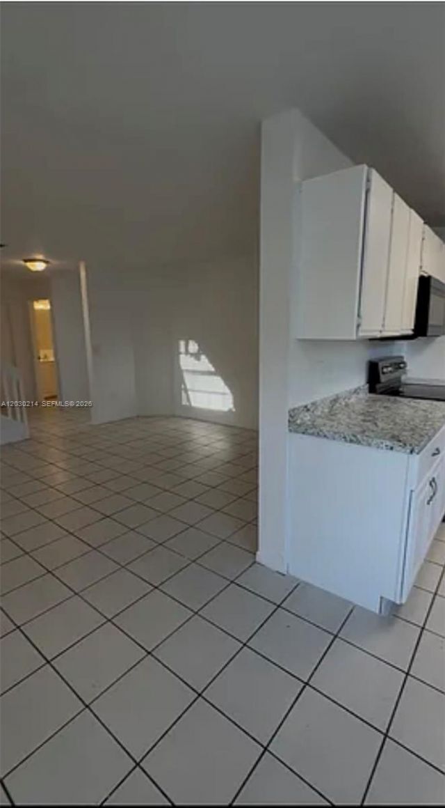 Foto del edificio - 127 SW 159th Way