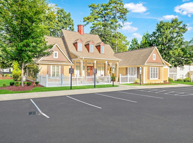 Building Photo - The Domain Apartments
