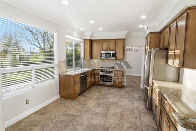 Building Photo - 27523 Wellsley Way