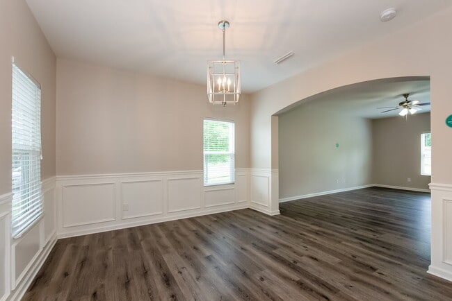 Building Photo - 10812 Maryanna Ct