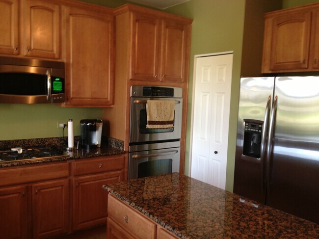 Building Photo - 2766 Blakely Ln